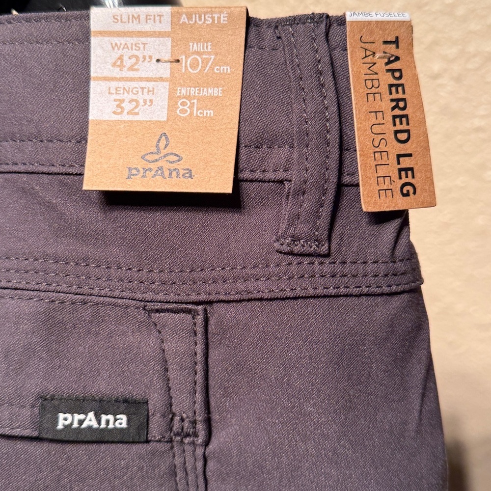 Men’s cargo hiking pants size 42x32 charcoal gray super stretch tapered leg $95 - Picture 10 of 14